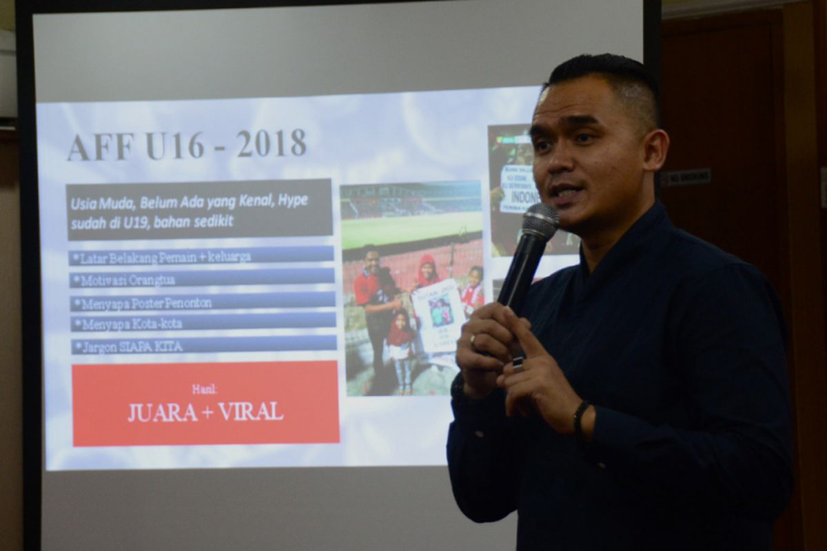 Presenter olahraga, Valentino Simanjuntak, saat berbicara soal kariernya di salah satu hotel di Jakarta, Sabtu (15/9/2018). 