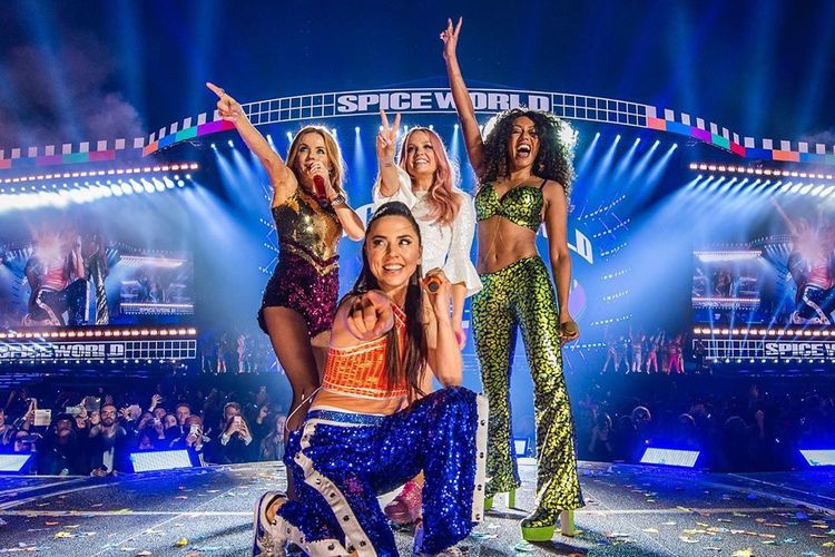 Spice Girls menggelar konser Spice World di Dublin, Irlandia, Jumat (24/5/2019).