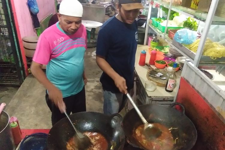 Mi Kepiting di Jalan Pintu Dua Arun, Kecamatan Muara Dua, Kota Lhokseumawe