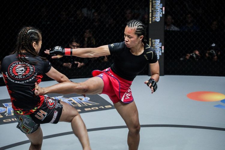 Petarung wanita ONE Championship asal Indonesia, Priscilla Hertati Lumban Gaol.