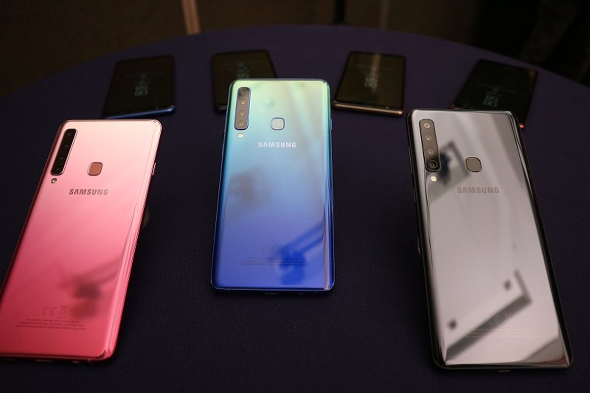 Galaxy A9 warna Lemonade Blue, Bublegum Pink, dan Caviar Black