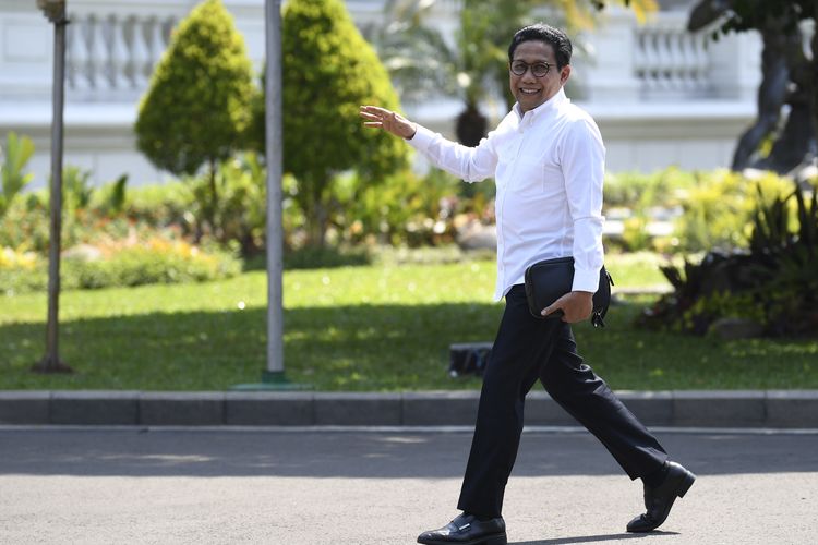 Politisi PKB Abdul Halim Iskandar tiba di Kompleks Istana Kepresidenan di Jakarta, Selasa (22/10/2019). 