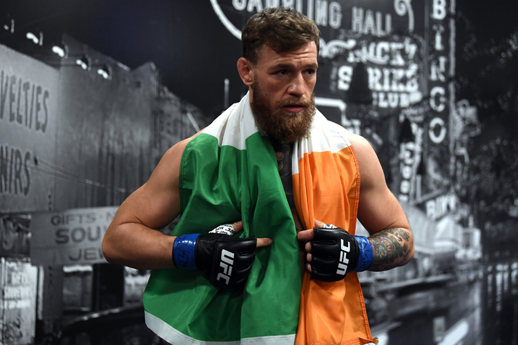 Conor McGregor secara resmi mengumumkan dirinya bakal kembali bertarung pada bulan Januari tahun 2020 mendatang.