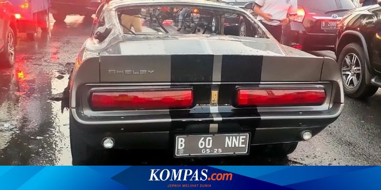 Hangus Terbakar di Pondok Indah, Ini Spesifikasi Mustang Shelby GT500 - Vimarsana News