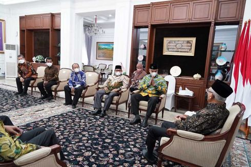 Rombongan Rektor Aceh Sambangi Kediaman Wapres Bahas Perdamaian NAD