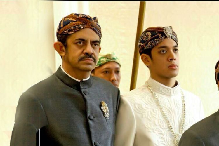 Muhammad Kerry Adrianto dan ayahnya Riza Chalid dalam kasus korupsi minyak mentah Pertamina. Daftar duet kasus korupsi bapak dan anak di Indonesia