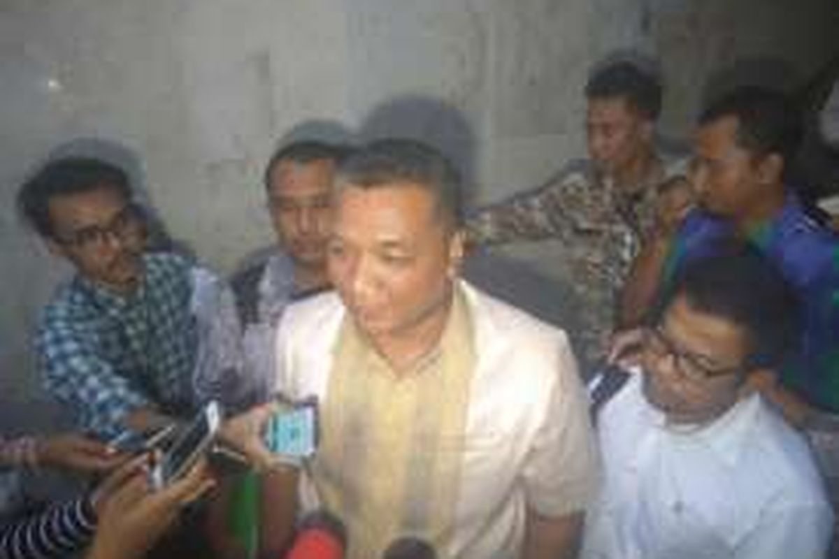 Sekjen Konfederasi Serikat Pekerja Indonesia (KSPI) Muhammad Rusdi usai menjalani pemeriksaan sebagai saksi kasus makar di Mapolda Metro Jaya, Senin (19/12/2016).