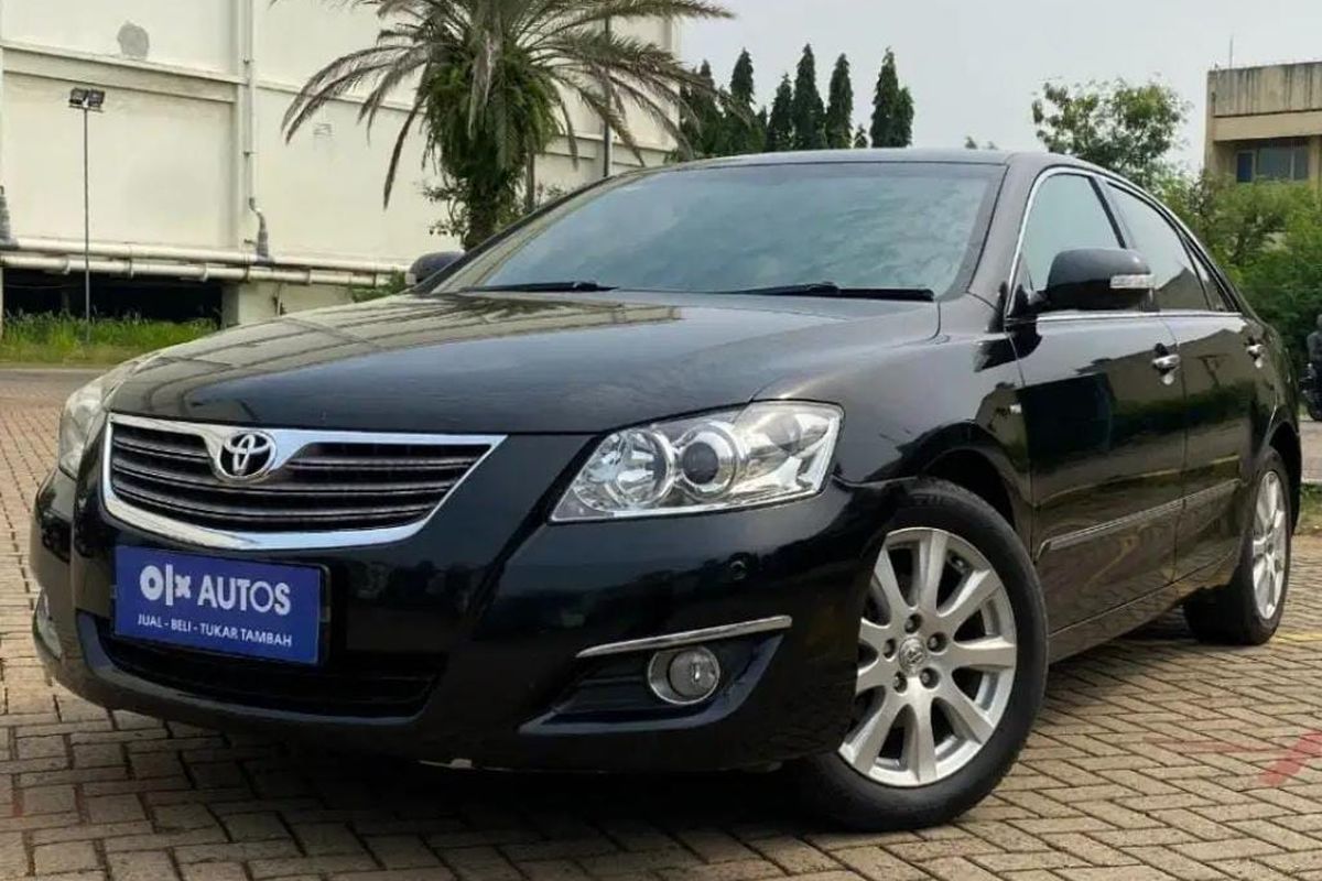 Toyota Camry 2006 dijual di BSD, Tangerang Selatan