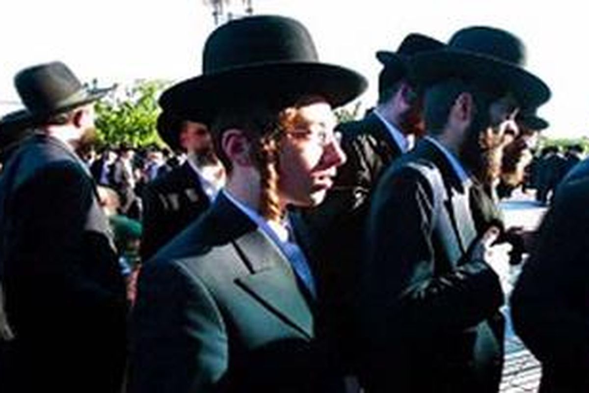 Warga Yahudi acap menjadi sasaran serangan anti semit.