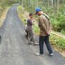 Aspal Jalan di Kendal Ini Mudah Hancur Saat Digenggam Tangan, Ini Pejelasan Kades