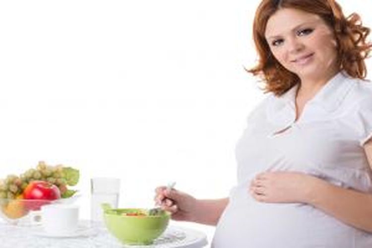 Bumil harus berhati-hati saat memilih makanan yang akan dikonsumsi, khususnya di bulan kedua kehamilan.