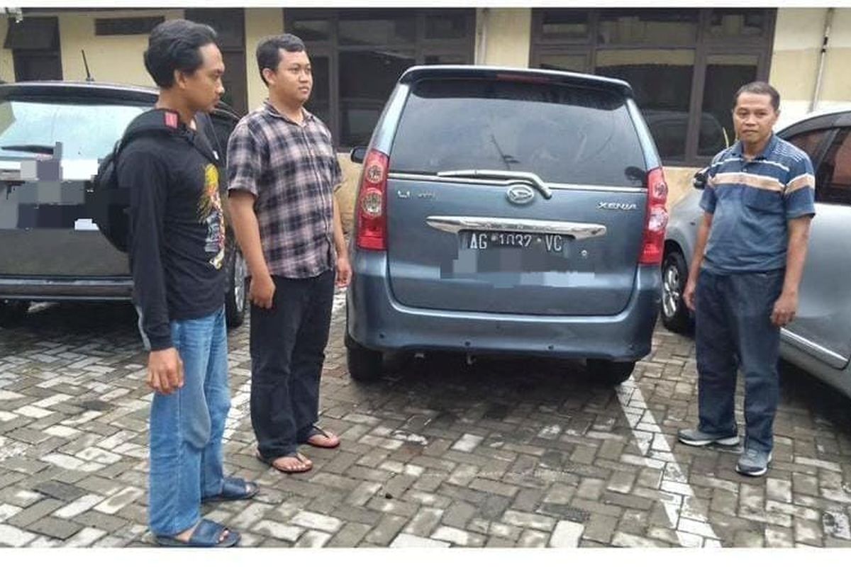 Barang bukti mobil Toyota Xenia yang diamankan Satreskrim Polres Nganjuk, Rabu (11/9/2024).