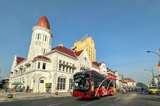 Prabowo Tinjau Stasiun Manggarai, Sapa Anker yang Mau ke Tanah Abang