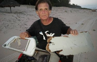 Blaine Gibson, pria Australia yang melacak puing pertama dari maskapai Malaysia Airline MH370 yang hilang pada 2014, mengaku telah dibombardir ancaman pembunuhan.