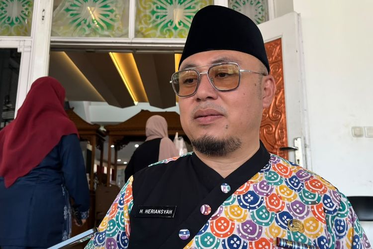 Respons Kadisdikbud Kukar Usai Kantornya Digeledah Kejati Kaltim Terkait Kasus TPP Guru