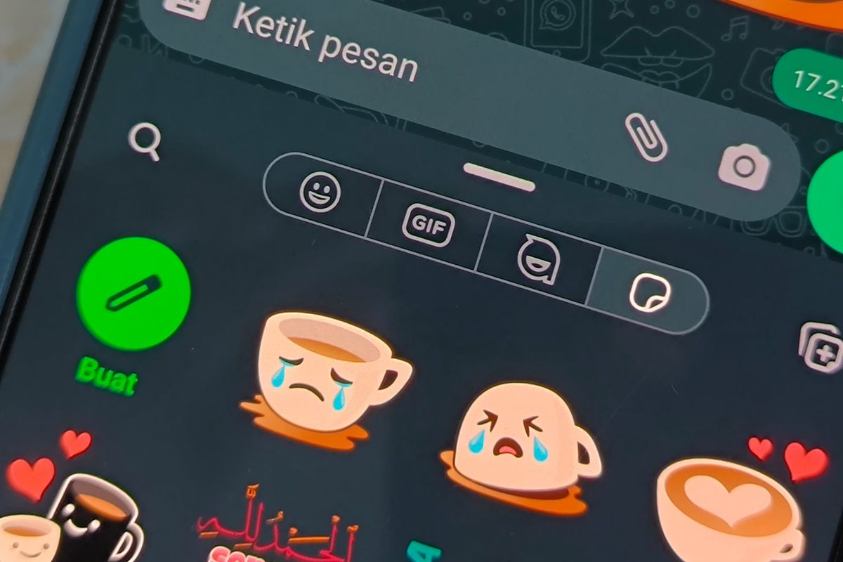 Fitur baru WhatsApp, bikin stiker WA langsung di HP Android tanpa perlu aplikasi ketiga.