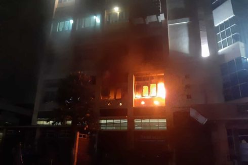Kebakaran di Gedung Fakultas Teknik Universitas Brawijaya, Peralatan Laboratorium Hangus Terbakar