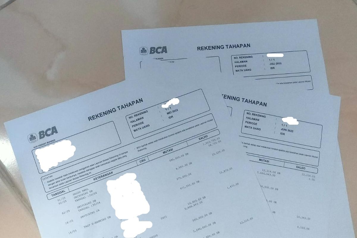  Cara cetak rekening koran BCA bisa dilakukan melalui online melalui internet banking BCA maupun di kantor cabang BCA terdekat. Tiap metode cetak rekening koran BCA memiliki kelebihan dan kekurangannya masing-masing.