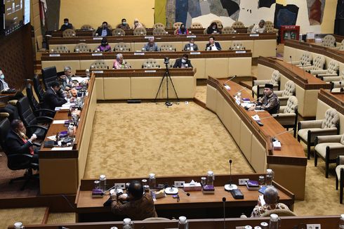 Tak Pakai Voting, Komisi II Jelaskan Alasan Tetapkan 12 Anggota KPU-Bawaslu Terpilih