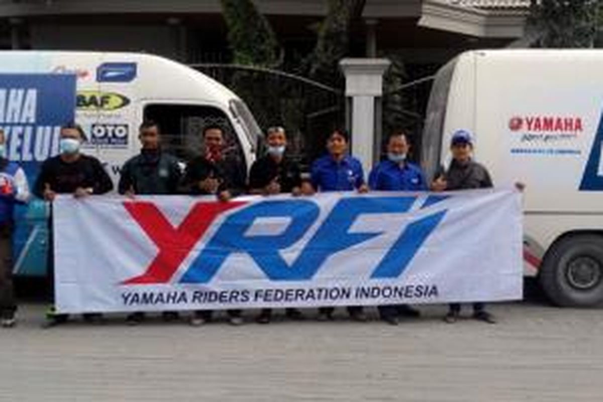 Yamaha Peduli Kelud, membantu sambil berbagi tips merawat sepeda motor.