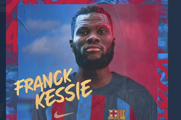 Barcelona meresmikan perekrutan Franck Kessie pada Senin (4/7/2022) WIB. Franck Kessie didatangkan secara gratis dari AC Milan dan akan diikat kontrak Barcelona sampai 2026.