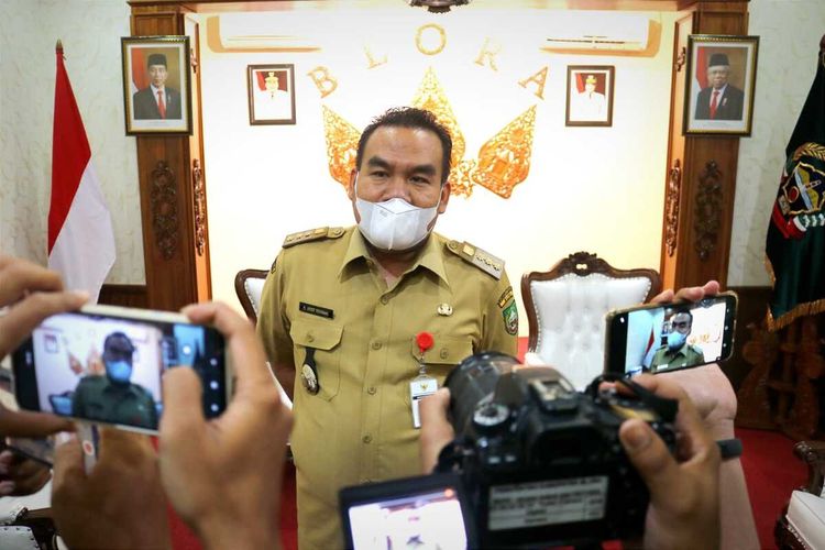 Bupati Blora, Arief Rohman saat ditemui wartawan di Kantornya