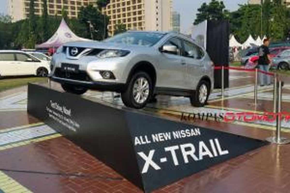 Nissan All-New X-Trail diperkenalkan ke komunitas di acara Fun Family Fiesta di Senayan, Jakarta pada 13-14 September 2014.