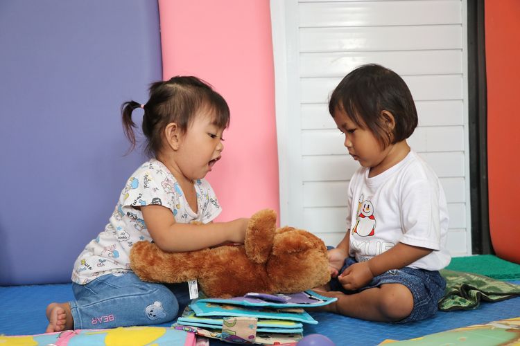 Bukan Tidak Penting, Ini yang Terjadi pada Otak Anak Saat Mereka Bermain