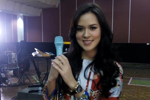 Krisdayanti Menonton Konsernya, Raisa Mengaku Tegang