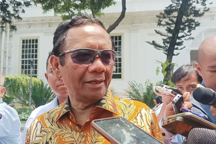Menko Polhukam, Mahfud MD di Kompleks Istana Kepresidenan, Jakarta, Kamis (12/10/2023).