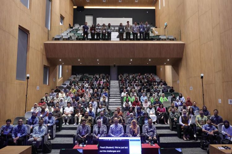 Eduvate 2025 di Monash University, Indonesia yang mempertemukan ratusan peserta lintas sektor dari Asia-Pasifik. 