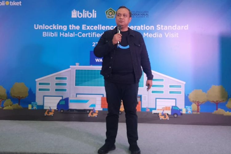 Sindu Sirat, VP Supply Management PT Global Digital Niaga Tbk (Blibli), saat Acara Unlocking the Excellence Operation Standard: Blibli Halal-Certified Warehouse Media Visit.