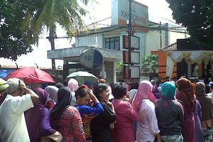 Fenomena Jasa Antre: Antara Kebutuhan Warga Sibuk dan Gaya Hidup Instan