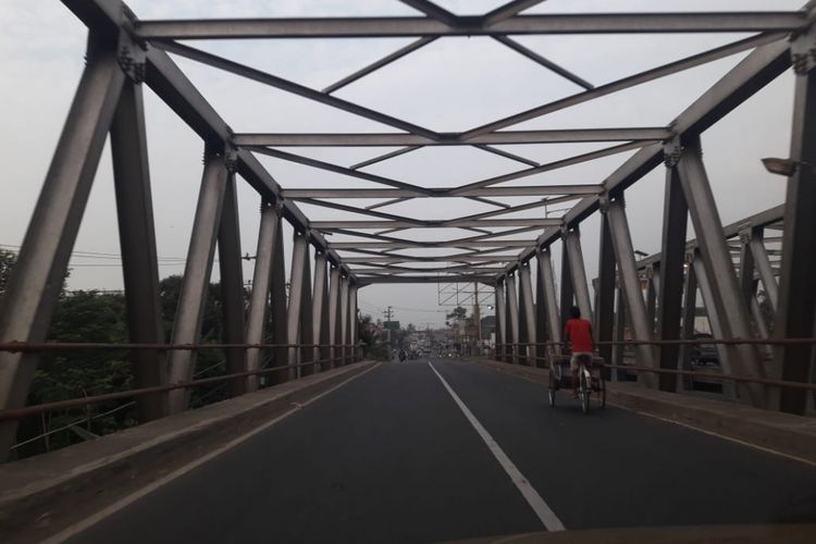 Kondisi Jembatan Comal di Jalan Raya Pantura, Pemalang ke arah Kendal yang tampak lengang, Senin (11/6/2018).