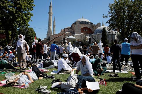 Shalat Jumat Pertama di Hagia Sophia Resmi Digelar