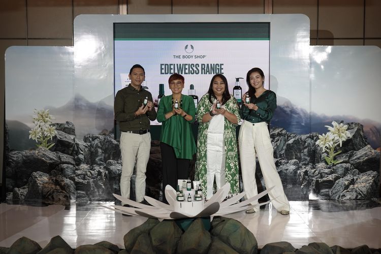 The Body Shop Indonesia meluncurkan rangkaian skincare plant-based dari bunga edelweis.