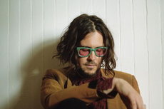 Lirik dan Chord Lagu While You Were Sleeping - Elvis Perkins