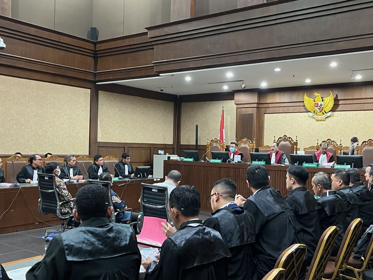 Absen pada Sidang Perdana Johnny G Plate, Sekjen Nasdem: Minggu Depan Hadir