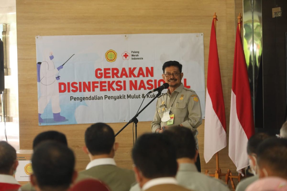 - Menteri Pertanian (Mentan) Syahrul Yasin Limpo meluncurkan gerakan disinfeksi nasional dalam upaya pengendalian penyakit mulut dan kuku (PMK). 