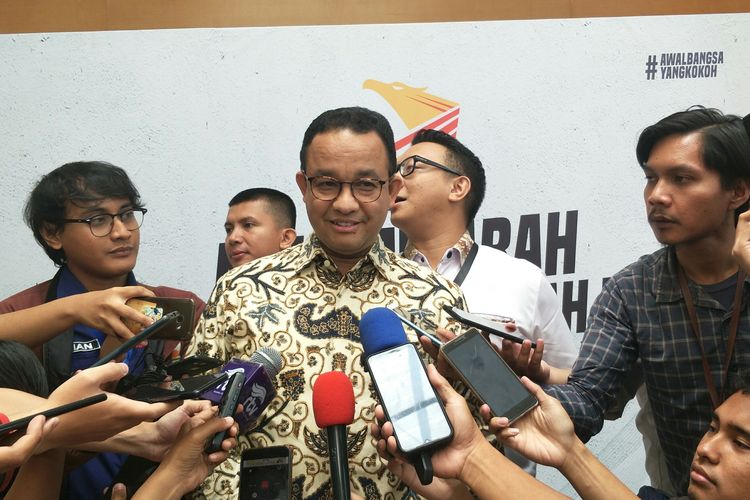 Gubernur DKI Jakarta Anies Baswedan di Hotel Grand Sahid Jaya, Jakarta Pusat, Minggu (26/1/2020).