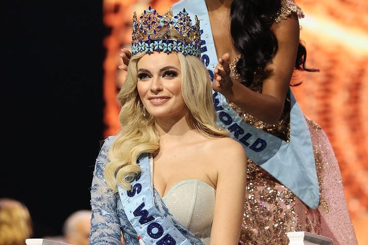 Karolina Bielawska Miss World 2021