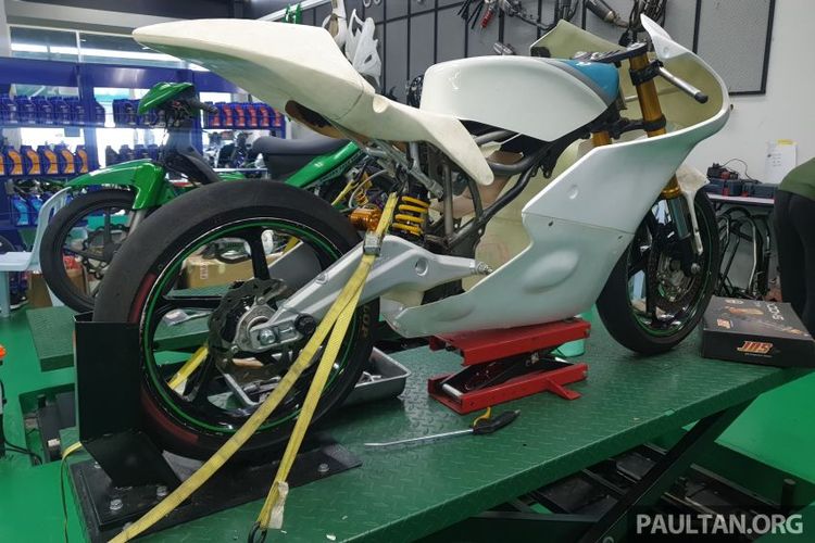 Prototipe motor balap Moto3 dari basis Yamaha Y15ZR alias MX King