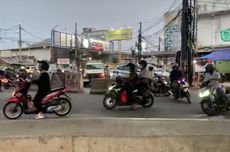 Lawan Arah di Simpang Caman Bekasi, Pengendara Motor Diteriaki "Putar Balik di Depan, Woy" 