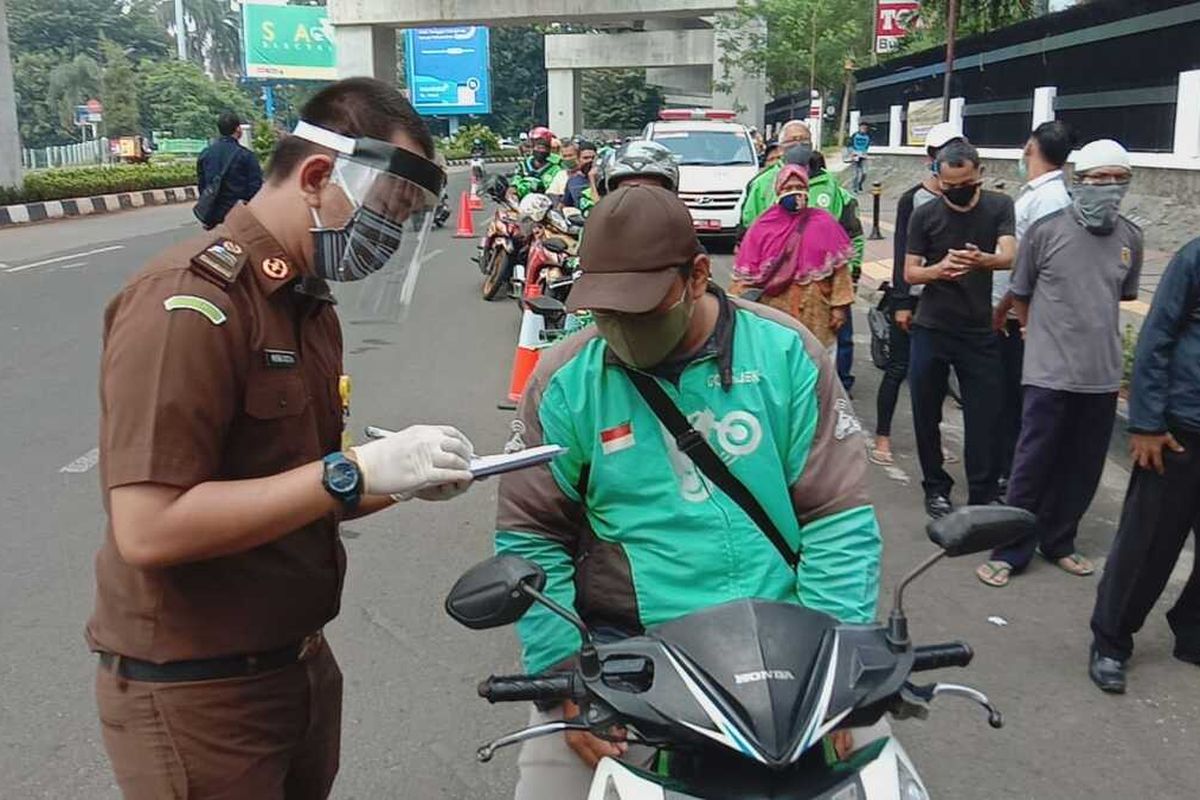 Rapid tes Drive thru di Kejaksaan Agung RI, Kamis (23/4/2020)