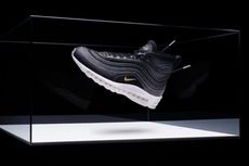 Ulang Tahun, Nike Air Max Berkolaborasi dengan Ricarrdo Tisci