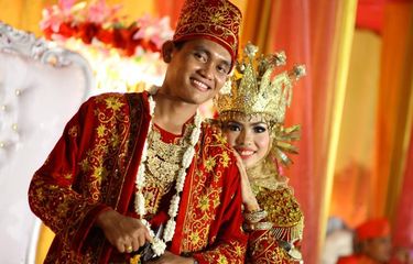 Baju Kurung Tanggung, Pakaian Adat Jambi Halaman all - Kompas.com