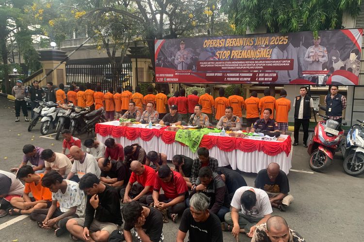 299 Preman hingga 