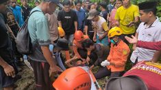 Tersesat di Hutan Tutar, Lansia 84 Tahun Dievakuasi Basarnas dalam Kondisi Lemas
