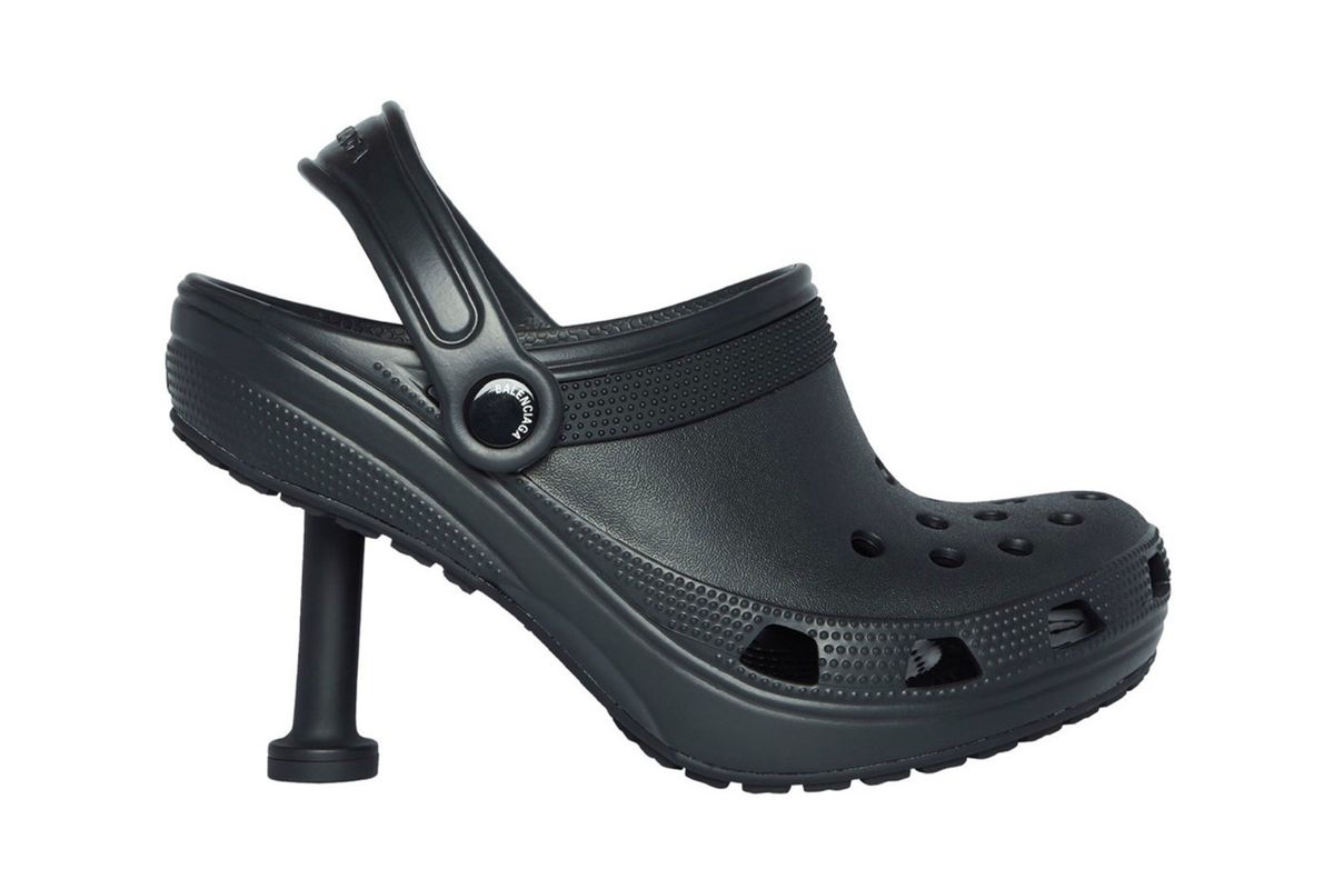 Stiletto karet kolaborasi Balenciaga dan Crocs.