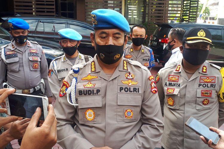 Kabag Penegakan Hukum Biro Provost Mabes Polri Kombes Budi P saat mendatangi Mapolres Probolinggo Kota, Selasa (7/7/2020). Budi mengatakan bahwa kasus perselingkuhan yang melibatkan polisi di Jatim tertinggi di Indonesia.